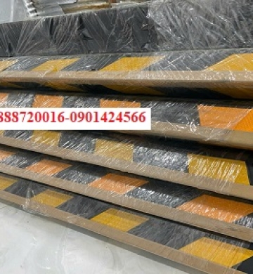 CAO SU BỌC CẠNH CỘT